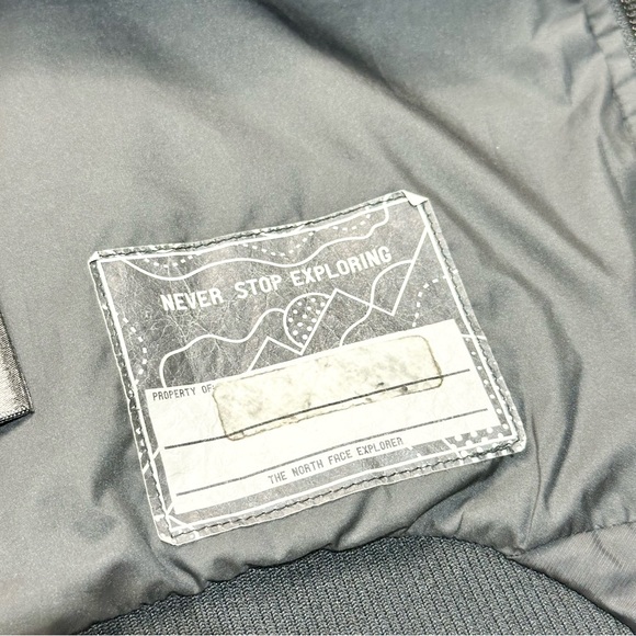 The North Face Boys' Black Jacket - Picture 6 of 10